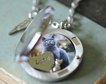 Cat Memorial Necklace, Locket Necklace with A Photo, Cat Fur Keepsake, Cat Locket Memorial Jewelry, Cat Cremation Jewelry, Memorial Jewelry