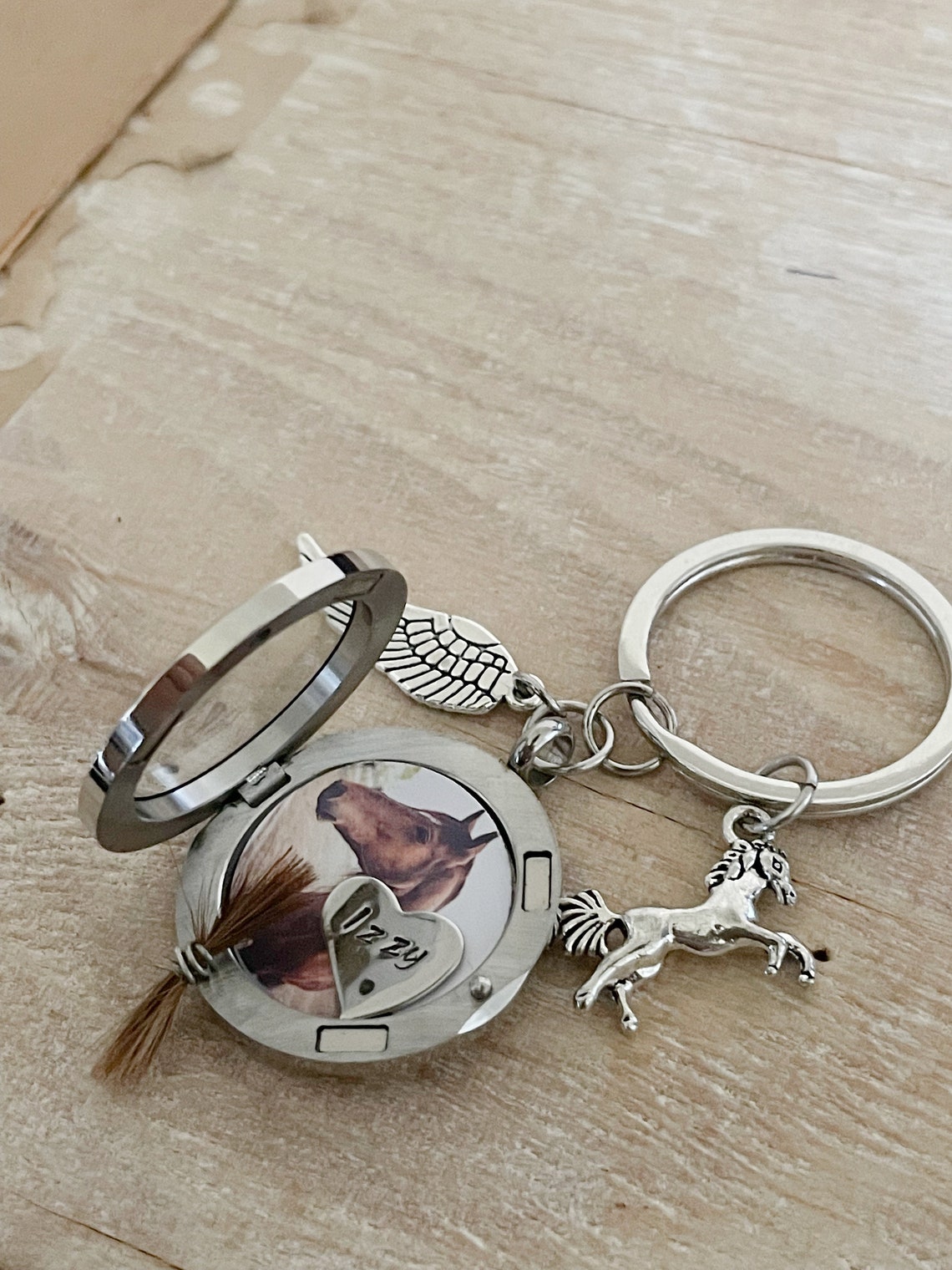 Horse Hair Keepsake Horse Hair Keychain Horse Memorial Gift Etsy