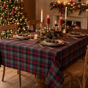 Mantel navideño de tartán oscuro, funda de mesa navideña a cuadros, mantelería navideña de poliéster, decoración invernal de estilo rústico.