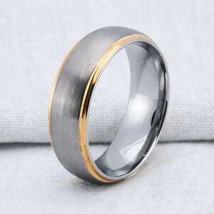 Tungsten Carbide 8mm Comfort Fit Wedding Band Ring With Gold Edges