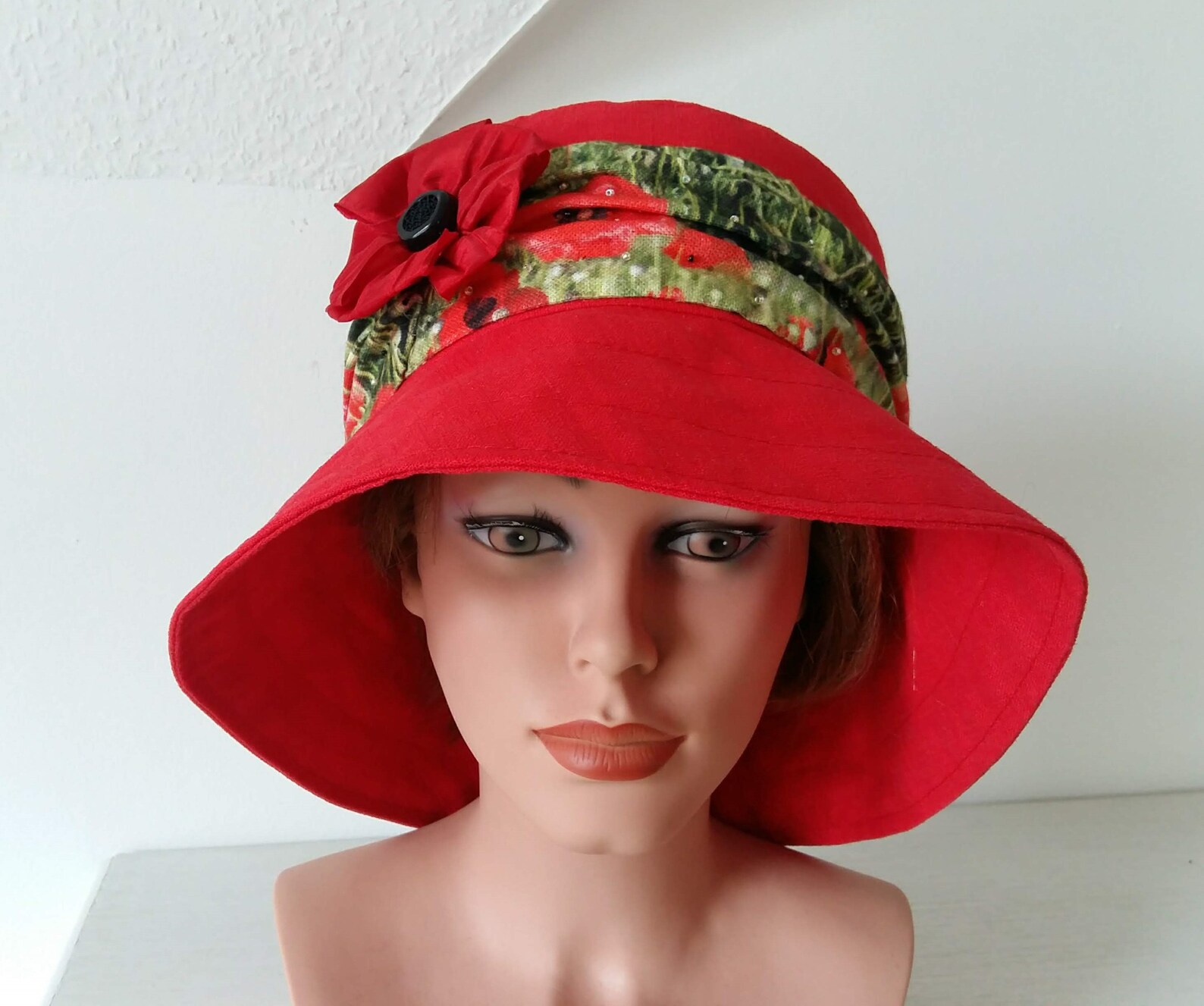 Bedacht Liovella Stoffhut – Bunter Streifenlook, Baumwoll-Mix, Breitkrempiger Glockenhut – Italienischer Sommerhut (Einheitsgröße 56–57 Cm)