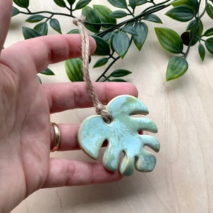 Handmade stoneware pottery Monstera leaf decorations image 8