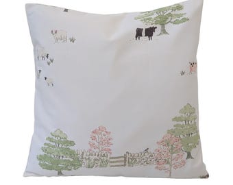 Cushion Cover in Sophie Allport Spring Cottage White 16"