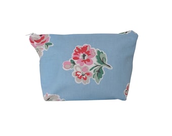 Cath Kidston Large Ashdown Rose Blue Make Up Wash Bag Storage Pouch