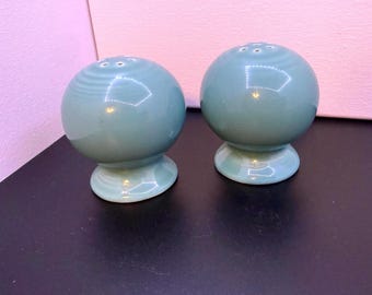 Vintage Fiesta Turquoise Salt & Pepper Shakers – Homer Laughlin Fiestaware – Round Ball Shakers – USA