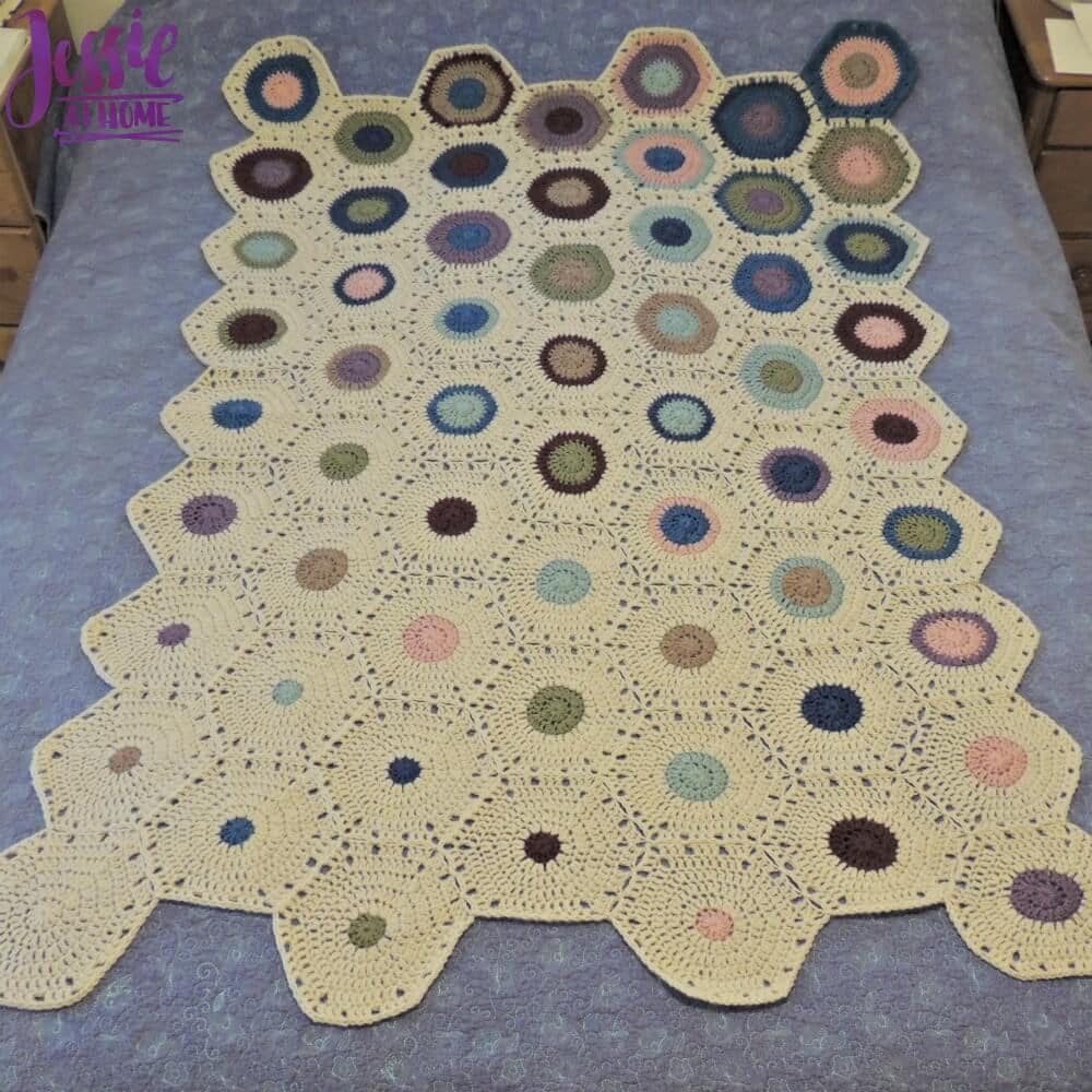 38 Hexagon Blanket Crochet Patterns for Cozy Throws, Baby Blankets, and Retro Home Decor 38 Hexagon Fade Crochet Blanket Only