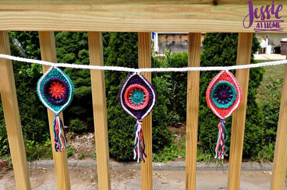 Vintage Christmas Crochet Patterns for Decorating and Gifting 22 Retro Ornament Bunting