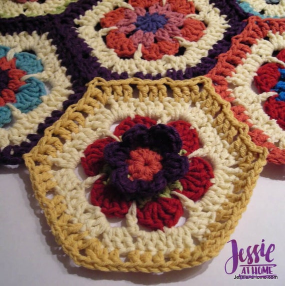 Four Leaf Clover - Crochet Pattern Review - Jessie at Home