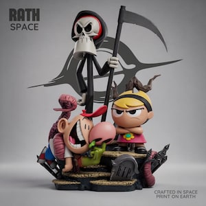 Puede incluir: Un conjunto de figuras que incluye un esqueleto alto con una guadaña, un personaje sonriente con nariz rosa y un personaje rubio con vestido rosa. La base incluye una lápida con el texto RIP. El texto dice RATH SPACE.