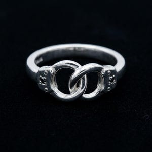 Handmade 925 Sterling Silver Handcuff Ring, Interlocking Cuff Ring with Black Stones, Punk Hardware Statement Jewelry