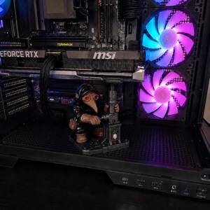 Plague Doctor GPU Support, Adjustable Anti-Sag Graphics Card Holder, Hand-Painted Gothic PC Case Decor