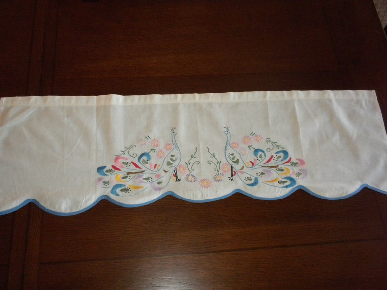 Vintage curtain valance embroidered satin stitch Peacocks blue border blue pink gold lavender flowers 33 x 10