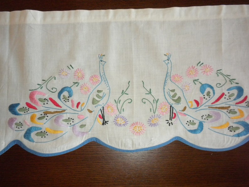 Vintage curtain valance embroidered satin stitch Peacocks blue border blue pink gold lavender flowers 33 x 10