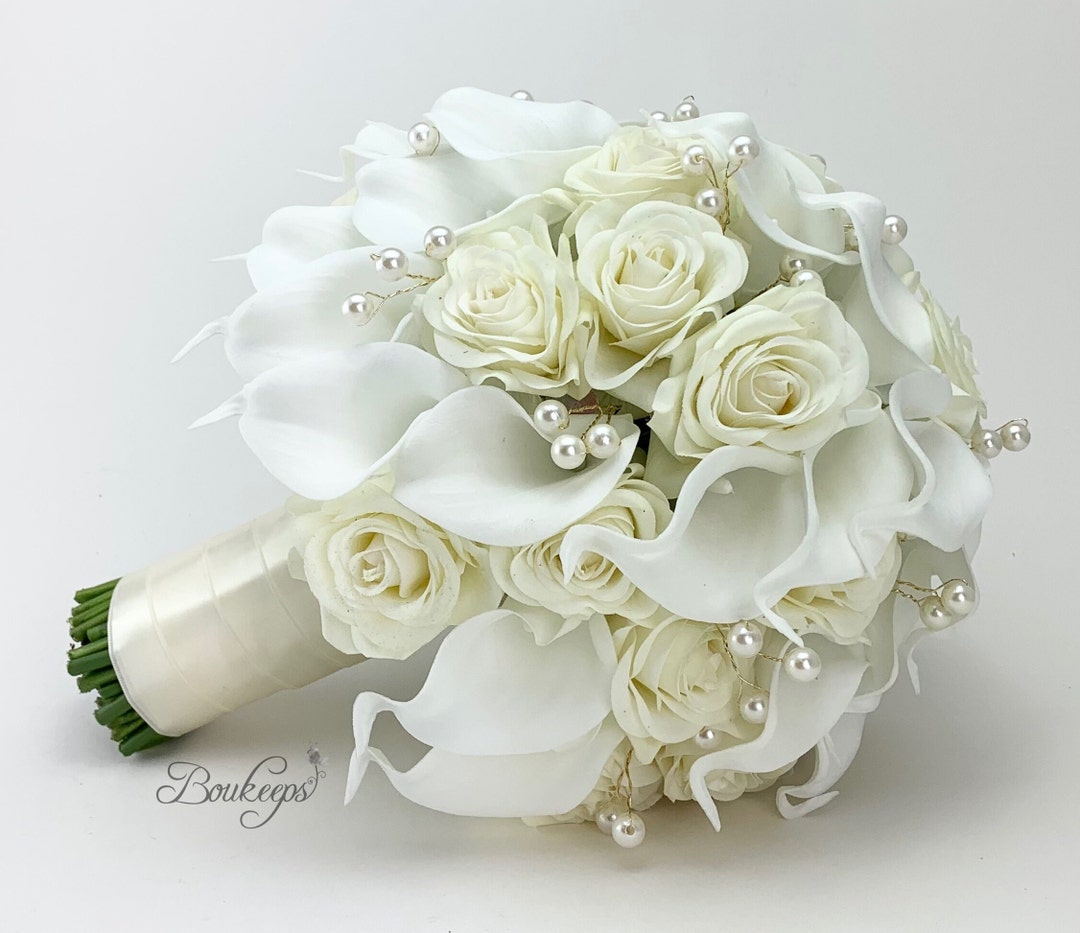 Choose Calla Lily Color Blush Calla Lily Bouquet With Burlap and Ivory  Lace, Calla Lily Bridal Bouquet, Bridesmaid, Wedding, Pearls 