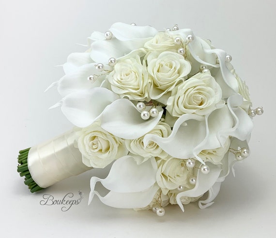 CHOOSE RIBBON COLOR White Calla Lily and Ivory Rose Bouquet, Pearls, Calla  Lily Bridal Bouquet, Real Touch Bouquet, Ivory Wedding Bouquet 