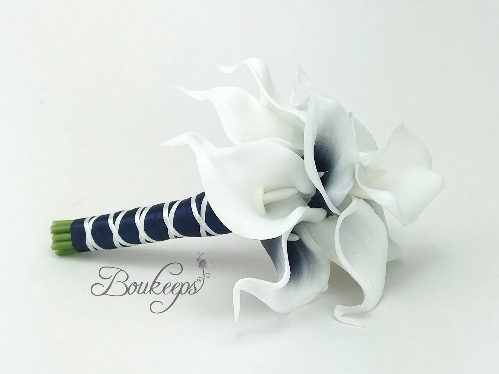 CHOOSE RIBBON COLOR White and Navy Blue Bridal Bouquet Navy - Etsy