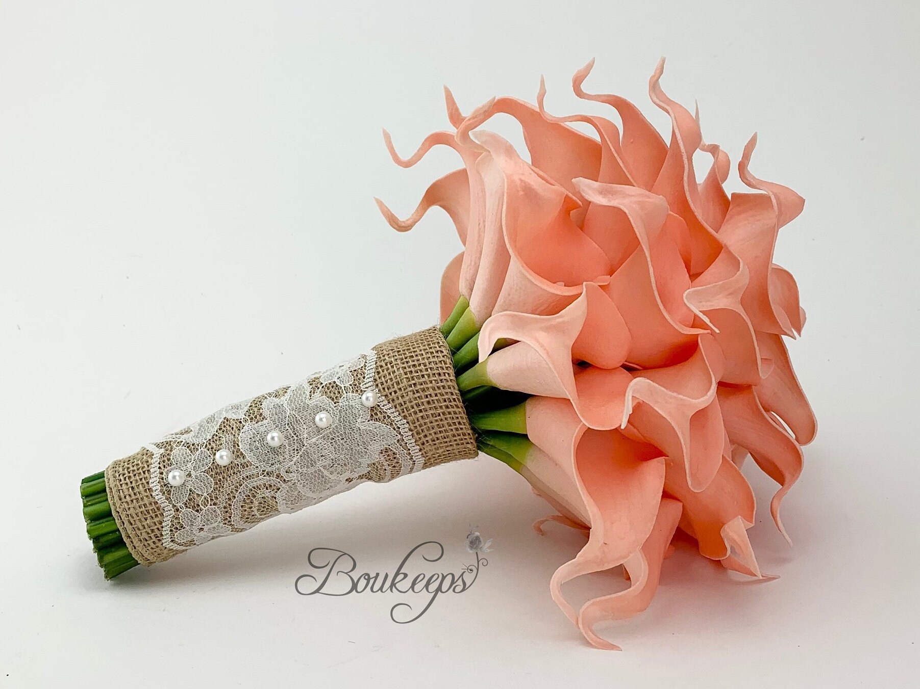 Choose Calla Lily Color Blush Calla Lily Bouquet With Burlap and Ivory  Lace, Calla Lily Bridal Bouquet, Bridesmaid, Wedding, Pearls 