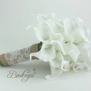 Choose Calla Lily Color - White Ivory Calla Lily Bouquet with Burlap and White Lace, Calla Lily Bridal Bouquet, Bridesmaid, Wedding