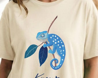 Classic unisex t-shirt - blue chameleon illustration