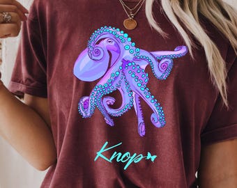 Classic unisex t-shirt - purple octopus