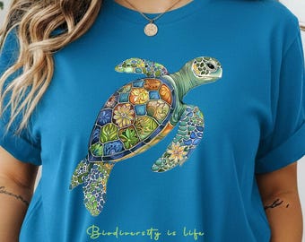 Classic unisex T-shirt - multicoloured sea turtle