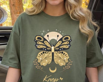 Classic unisex T-shirt - gold butterfly