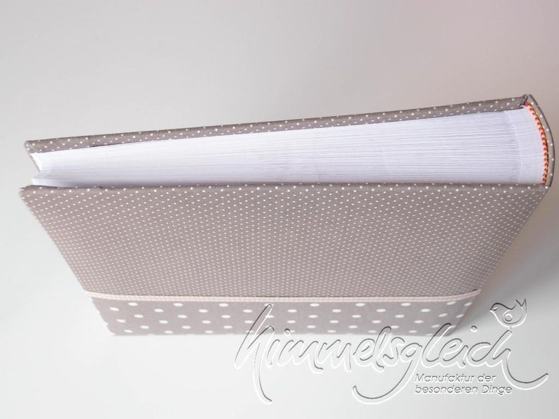 Photo album dots taupe image 2