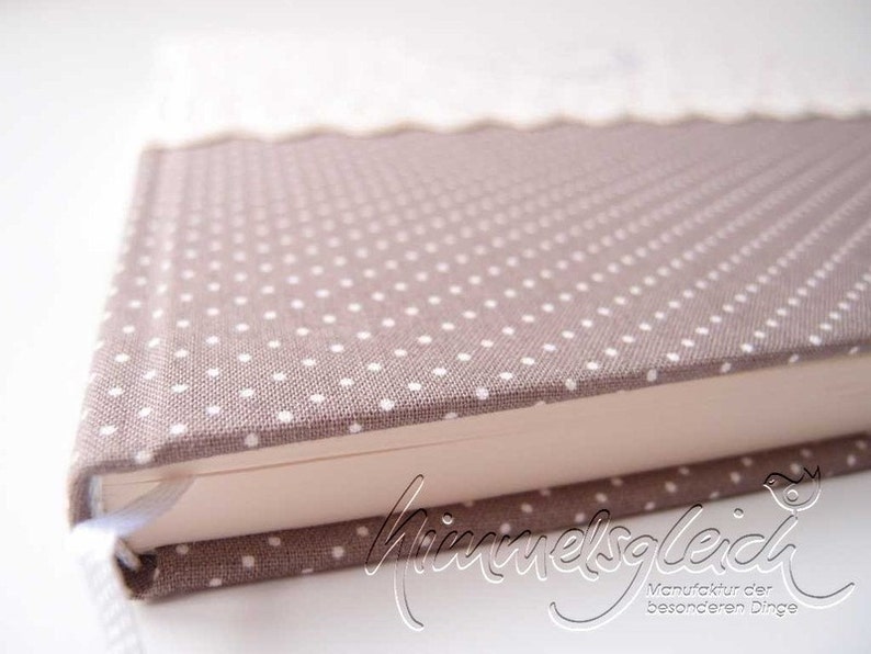 Wedding Guestbook taupe flowers
