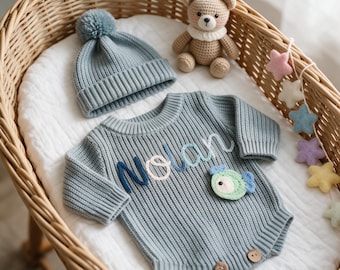 Personalized Baby Romper Set with Cute Crochet icons, Hand-Embroidered Baby Name Onesie Set, Newborn Outfit Gift for Boys/Girls