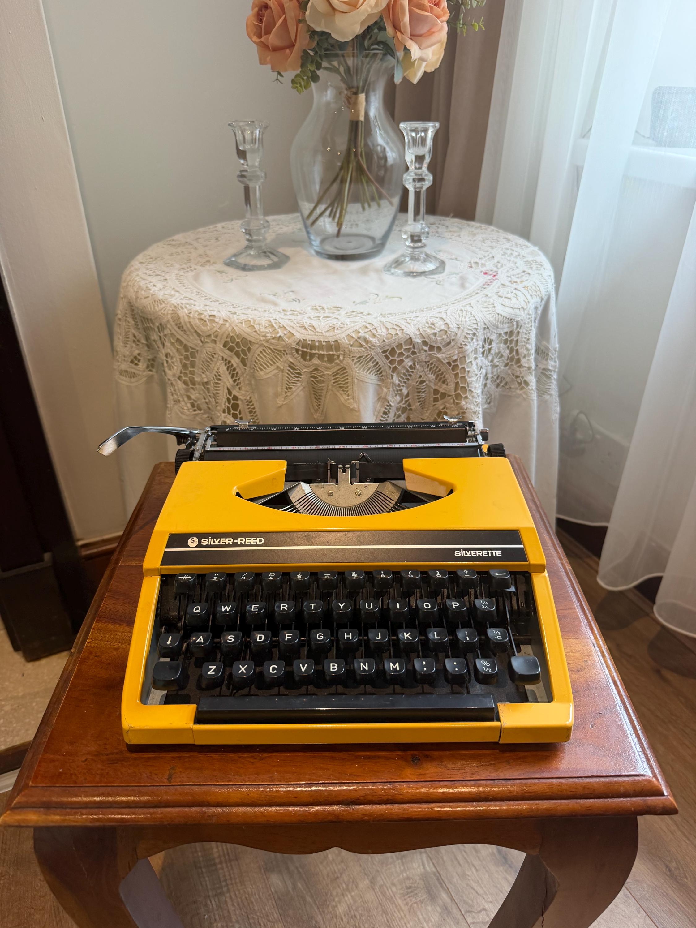 Silver Reed Typewriter - Etsy