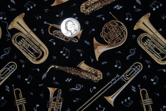 Jazz Wind Instruments Cream Elizabeth/'s Studio 100/% cotton fabric by the yard