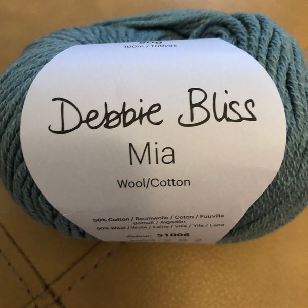 Debbie Bliss MIA yarn - DK - color Duck