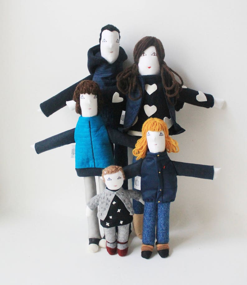 Personalized family fabric dolls, custom family portrait cloth dolls, art dolls, unique son daughter parents anniversary birthday gift image 2