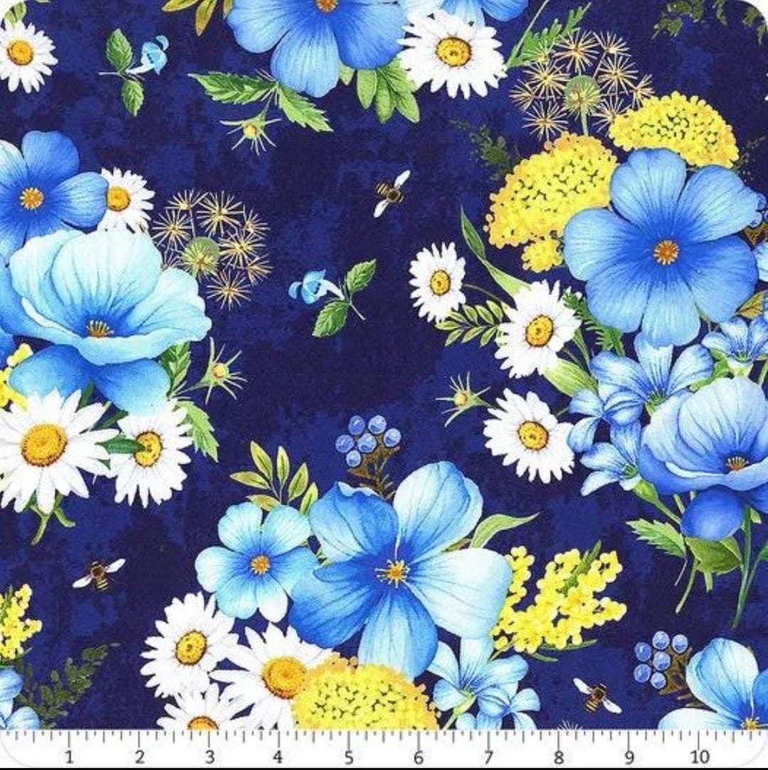 Timeless Treasure Fabric - Blue Snd White Flowers on Navy; FLEUR ...