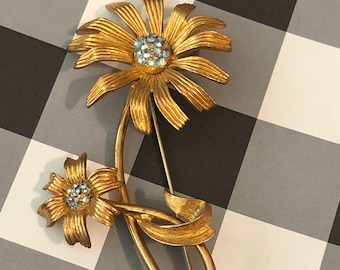 1960s Vintage BSK FLOWER BROOCH B.S.K.Flower Pin Tall Double Daisy Pin Daisy Brooch Aurora Borealis Rhinestones Textured Gold Plate