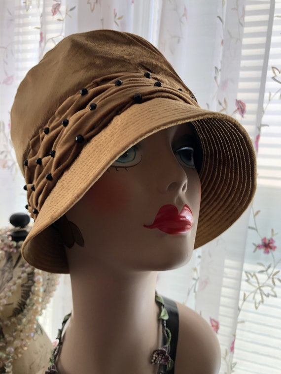 1960s Vintage LILLY DACHE' Cloche Hat DACHETTES' D