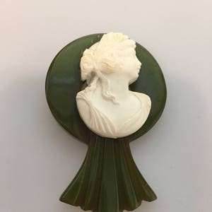 1930s Vintage BAKELITE CLIP Dress Clip Cameo Clip 30s Vintage Green Bakelite White Cameo Vintage Dress Clip Movie Prop Costume Accessory