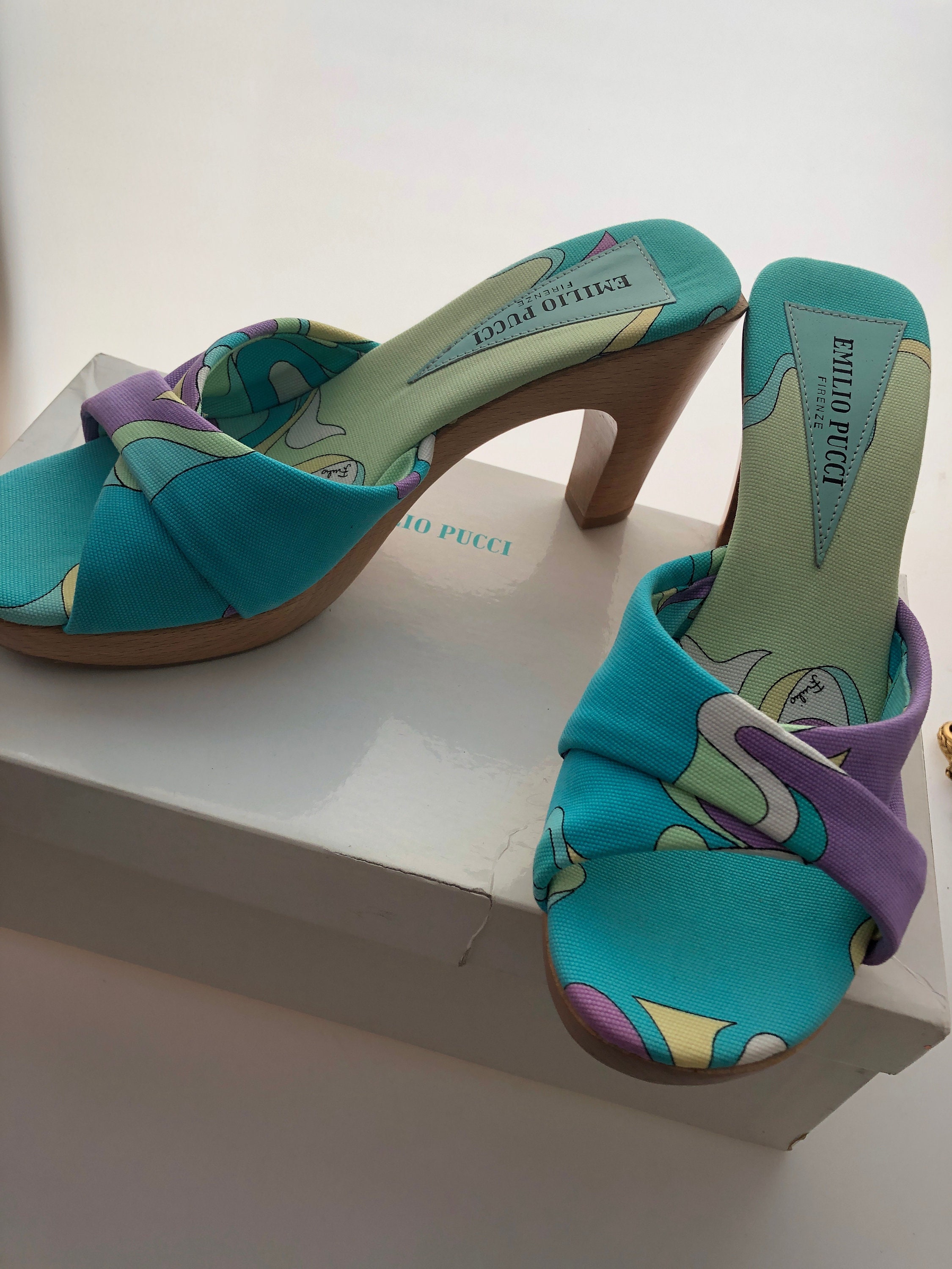Vintage EMILIO PUCCI High Heel Shoes Canvas Wooden HEELS Mules