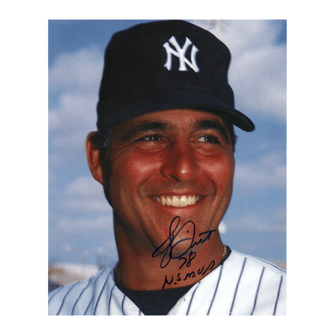 Bucky Dent Signed Photograph 8 X 10 Inches 