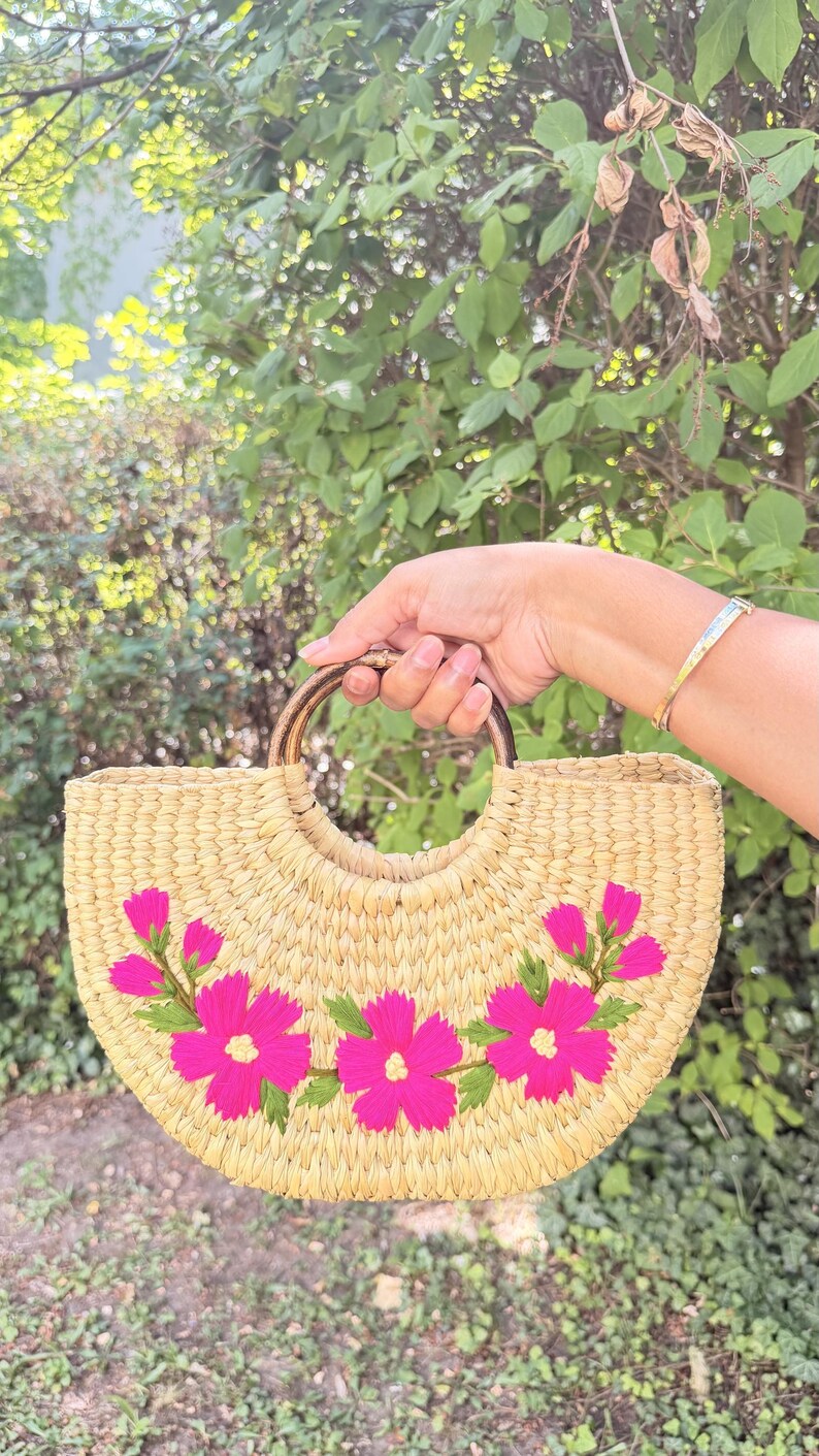 Avaniche Handwoven Reed Grass Handbag | 11 Inches | Floral Embroidered Straw Tote, Wooden Handles image 2