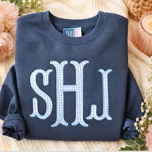 Custom Monogram Gingham Applique Sweatshirt, Large Fishtail  Embroidered Crewneck, Personalized Preppy  Shirt, NOT Vinyl
