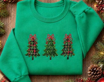 Ladies Christmas Sweatshirt, Glitter and plaid Crewneck, green shirt for holidays