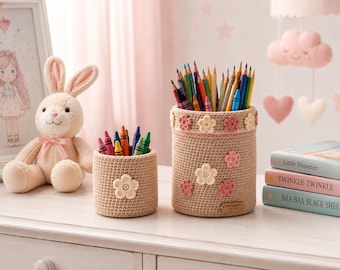 Crochet Desk Organizer Pattern | Floral Pencil Holder PDF | Boho Makeup Brush Orgranizer Tutorial