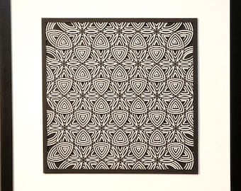 Brocado de círculos - 10 capas de cartulina cortada con precisión (45 x 45 cm)