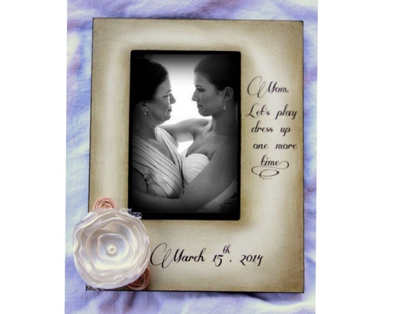 mother of the bride gifts from friend
