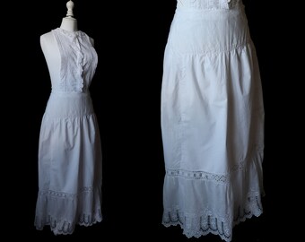 1900 Old long skirt (Petticoat), white cotton, hand embroidered