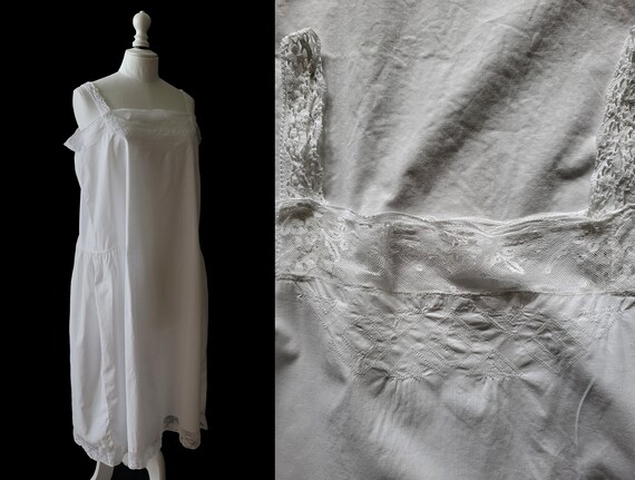 1920 Old lingerie, white dress, cotton and Valenc… - image 4