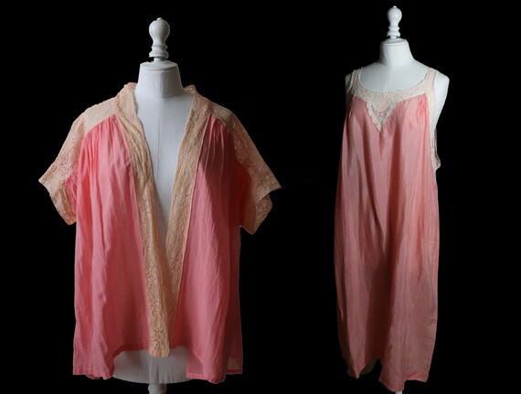 Old lingerie 1920/30 Indoor/bed jacket and nightg… - image 2