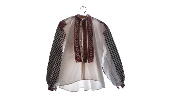 Old hand-embroidered Romanian blouse, long sleeve… - image 1