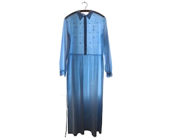 1940/50 Long hand-embroidered nightgown, long sleeves, sky blue